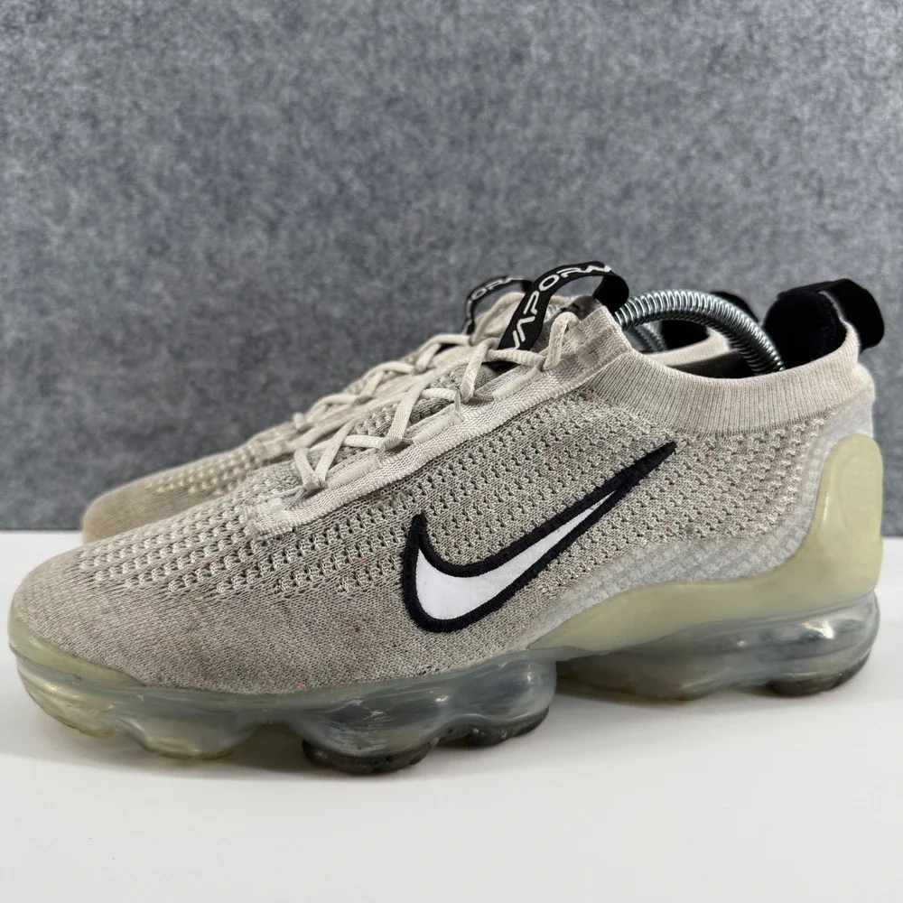Nike Air VaporMax 2021 FK Running Shoes Mens 8 Oatmeal DH4084-100 Flyknit